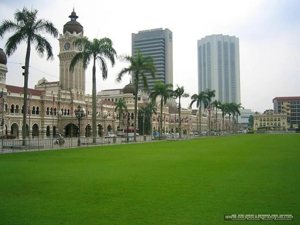 Swing & Pillows - Dataran Merdeka Kuala Lumpur 2*,  Malaysia